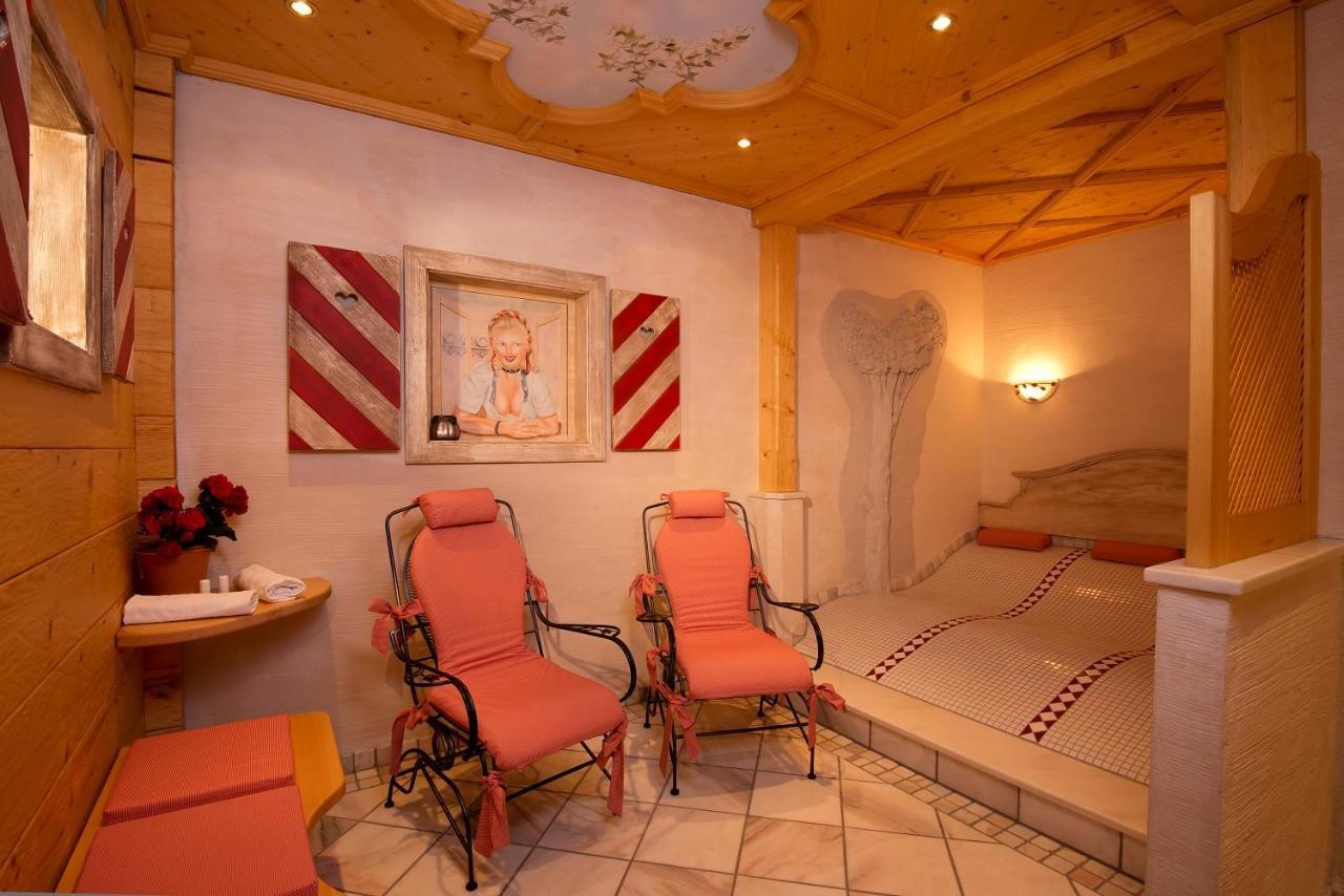 Hotel Garni Haus Tyrol اوبرتاورن المظهر الخارجي الصورة