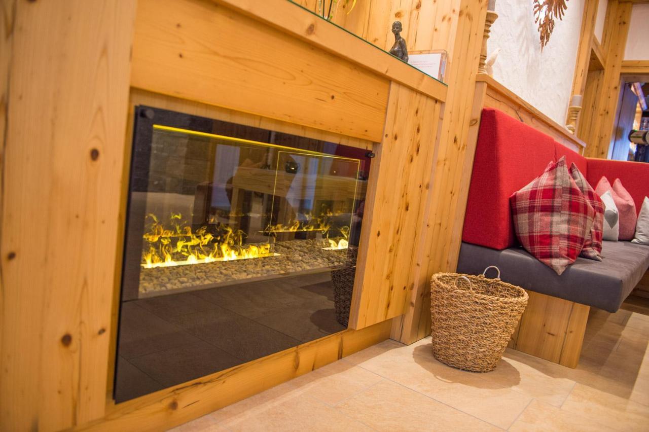 Hotel Garni Haus Tyrol اوبرتاورن المظهر الخارجي الصورة