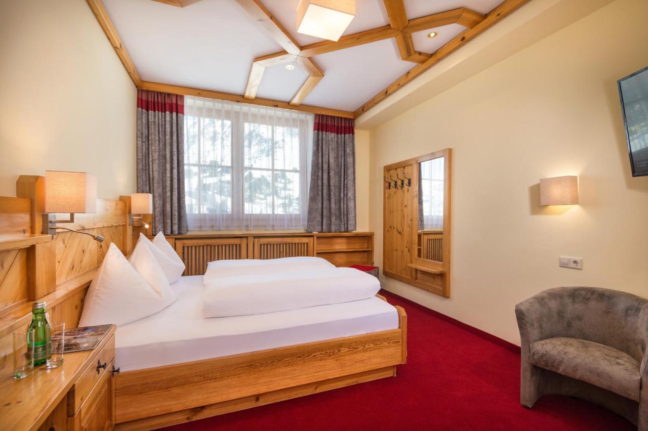 Hotel Garni Haus Tyrol اوبرتاورن المظهر الخارجي الصورة