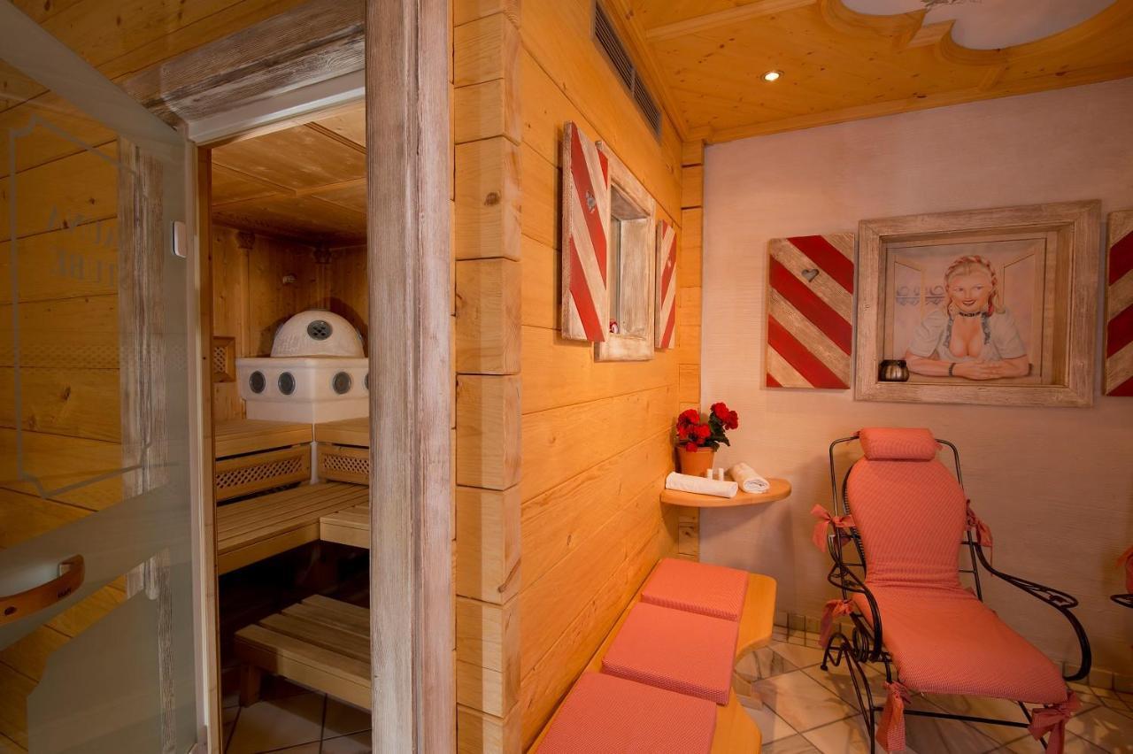 Hotel Garni Haus Tyrol اوبرتاورن المظهر الخارجي الصورة