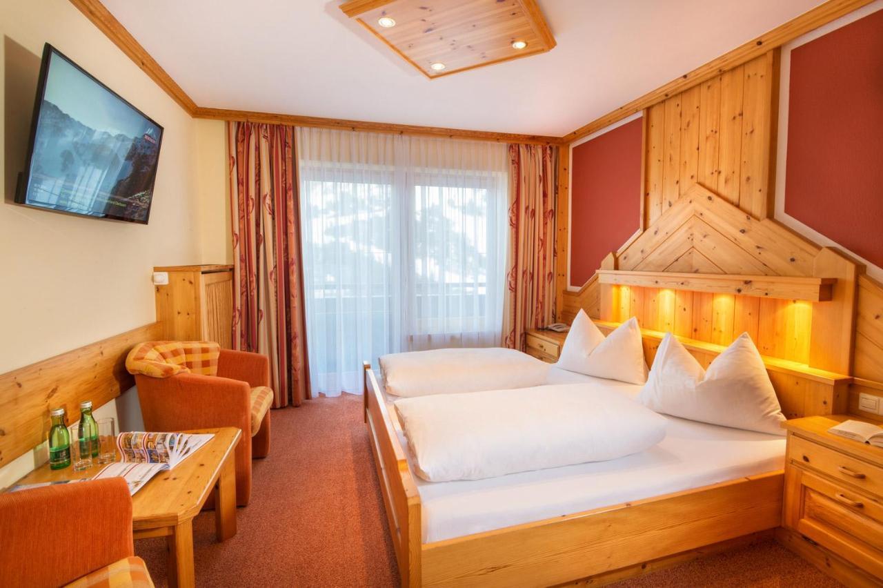 Hotel Garni Haus Tyrol اوبرتاورن المظهر الخارجي الصورة