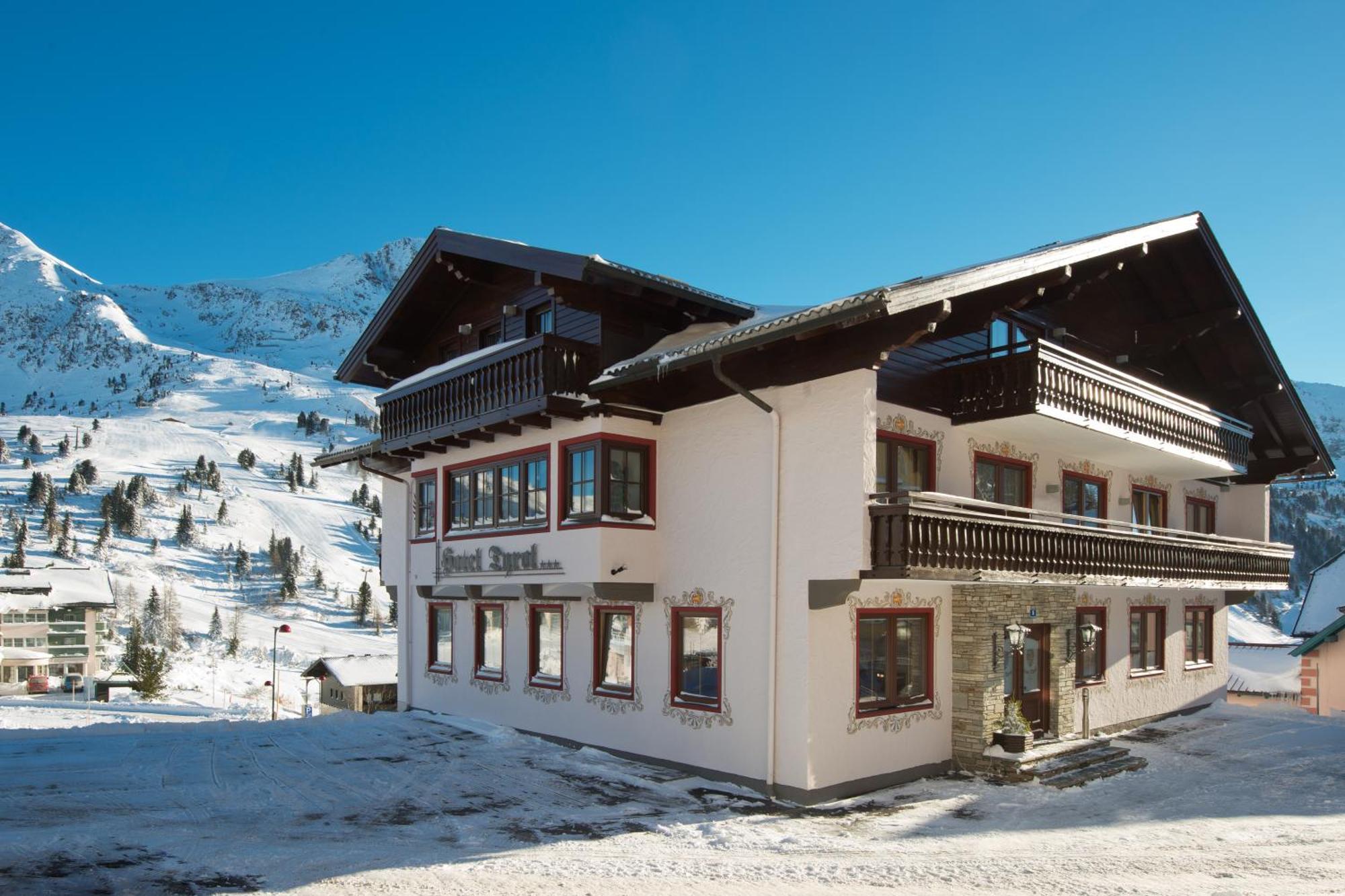 Hotel Garni Haus Tyrol اوبرتاورن المظهر الخارجي الصورة